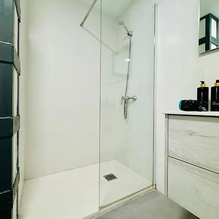 Mediterranean Flat Next To The Historic Center * Valencie